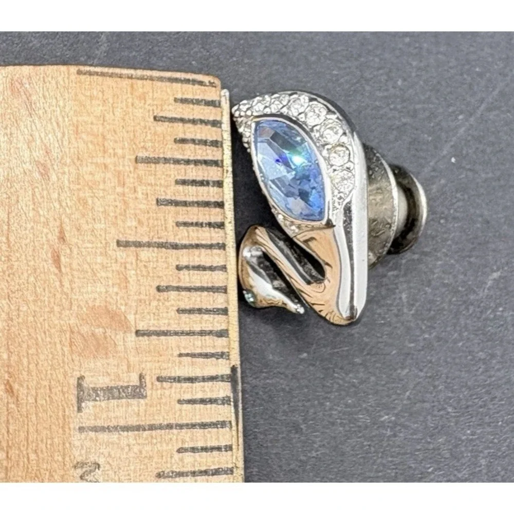 Vintage Swarovski Swan Tie Tack Blue Clear Crystals Silver Tone Swan‎ Signed